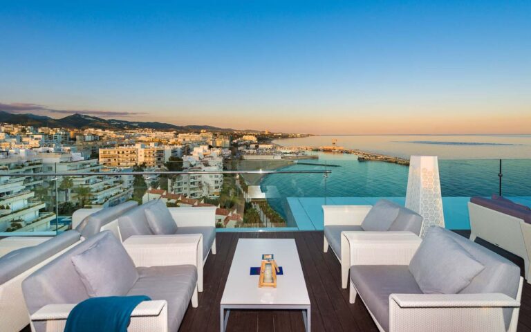 Belvue Rooftop Bar Marbella- Marbella